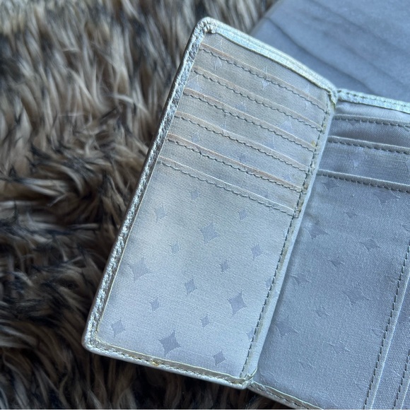 Fossil Maddox Multifunctional Trifold Wallet - Picture 12 of 16